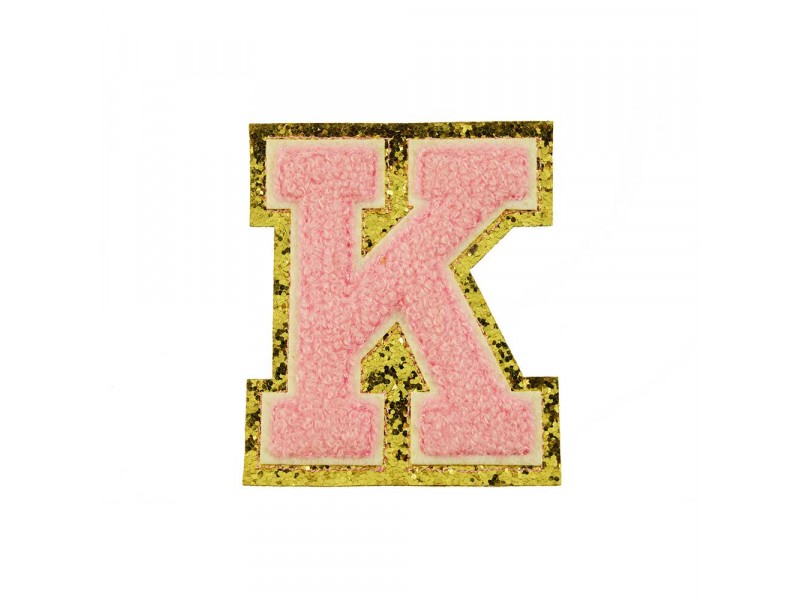  opstrijk letter K badstof roze met gouden rand 8 x 8 cm