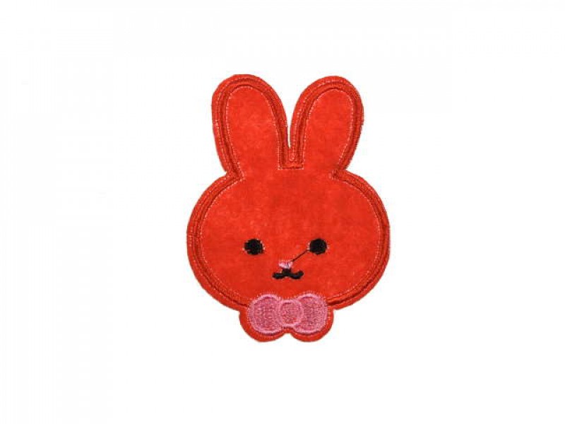 applicatie konijntje rood met strik