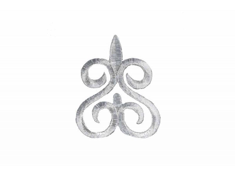 ornament applicatie zilver geborduurd 8x6,5cm