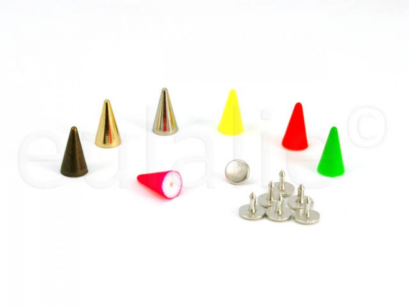 spikes, studs (10 stuks) klein